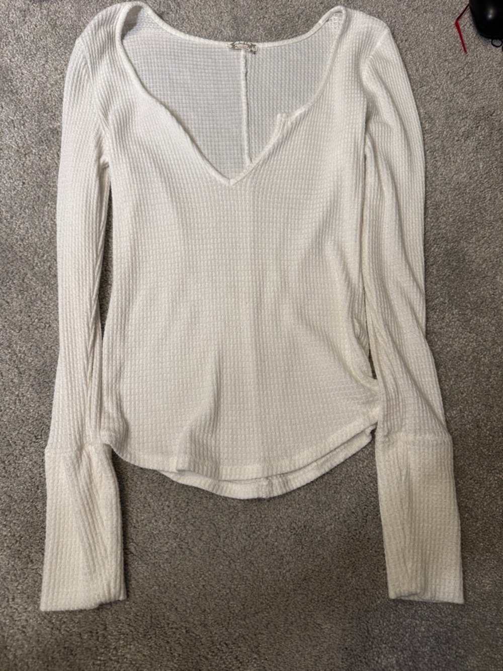 Waffle-Knit V-Neck Long Sleeve Top in Cream